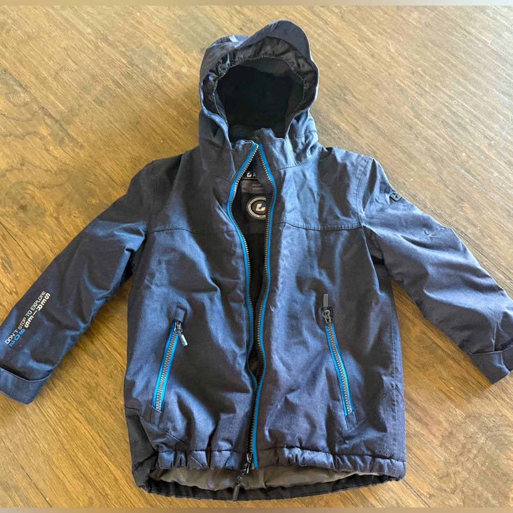 Killtec size 6 waterproof and windproof ski jacket